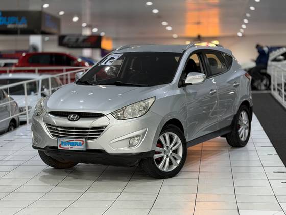 HYUNDAI IX35 2.0 MPI 4X2 16V GASOLINA 4P MANUAL HYUNDAI IX35 2.0 MPI 4X2 16V GASOLINA 4P MANUAL